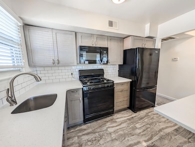 73 Rocky Point Yaphank Rd unit 106, Rocky Point, NY 11778 - photo 3