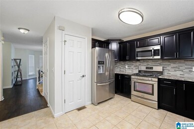 3030 Wood Cir, Center Point, AL 35215 - photo 6