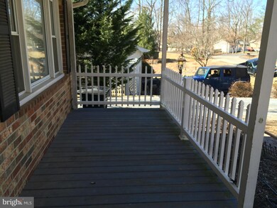 26120 Cresent Ln, Mechanicsville, MD 20659 - photo 2