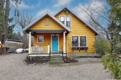 57 Dixon St, Wakefield, RI 02879 - photo 3