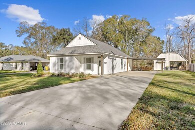 2-web-or-mls-112 Francois Dr-2