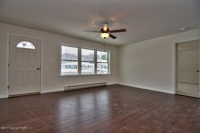 125 Michaels Run, Stroudsburg, PA 18360 - photo 4