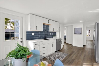 2008 N D St, Elwood, IN 46036 - photo 4