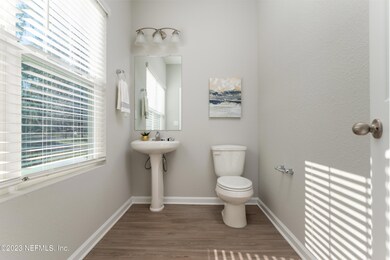 6117 Hyde Park Cir, Jacksonville, FL 32210 - photo 5