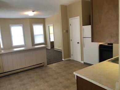 52 Providence St unit 1, Worcester, MA 01604 - photo 5