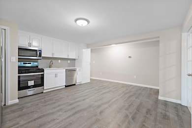 5-7 Oak St unit B7, Weehawken, NJ 07086 - photo 3