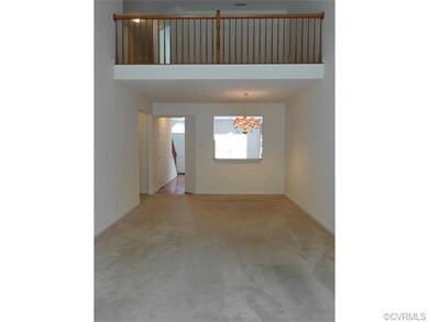 Living Room/Dining Area