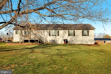 1540 Brenda Dr, Greencastle, PA 17225 - photo 5