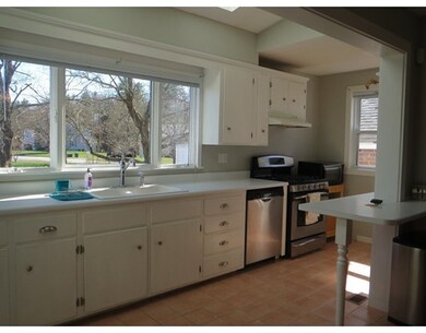 141 Hampshire Rd, Methuen, MA 01844 - photo 5