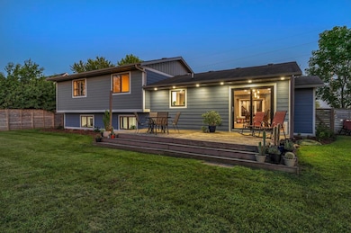 1722 28th St, Spirit Lake, IA 51360 - photo 3