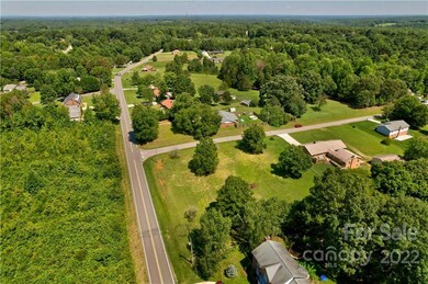 000 River Hill Rd unit 3, Statesville, NC 28625 - photo 5