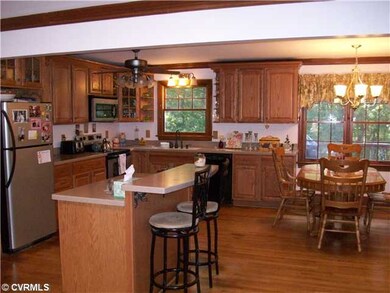 Kitchen - Large, OPEN Kitchen; Island/Breakfast Ba