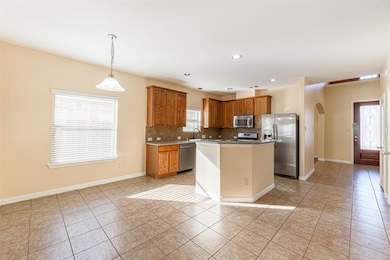 9919 Kendahlwood Ln, Tomball, TX 77375 - photo 6