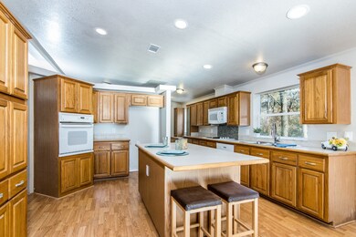 28610 Elm Trace Dr, Magnolia, TX 77355 - photo 3