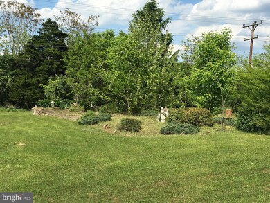 2535 Shepherdstown Rd, Martinsburg, WV 25404 - photo 5