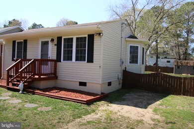 211 Meadow Ave, Colonial Beach, VA 22443 - photo 2