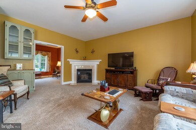605 Meadow Creek Ln, Kennett Square, PA 19348 - photo 7