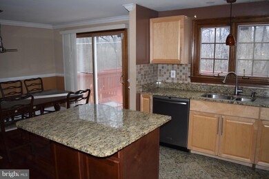 7047 Deepage Dr, Columbia, MD 21045 - photo 7