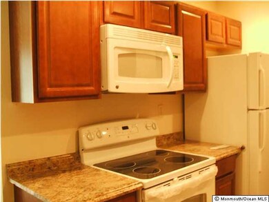 6 Pine Cluster Cir unit B, Manalapan, NJ 07726 - photo 3