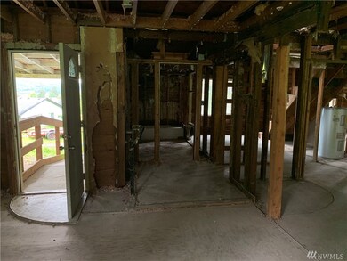 2394 Hunt St, Raymond, WA 98577 - photo 4