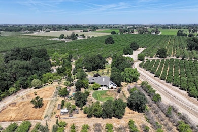 9415 21st Aly, Lemoore, CA 93245 - photo 5