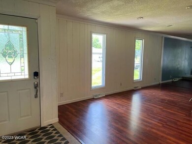 3175 Clement (4)