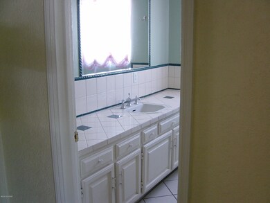 Master Bathrooom
