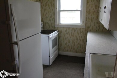 407 N Elm St, Bloomfield, IA 52537 - photo 5