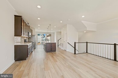 6211 Davinci St, Frederick, MD 21703 - photo 4