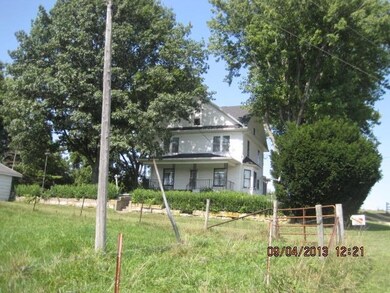 176 S Main St, Potosi, WI 53820 - photo 3