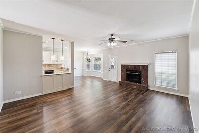 409 N Palm Ave, Broken Arrow, OK 74012 - photo 5