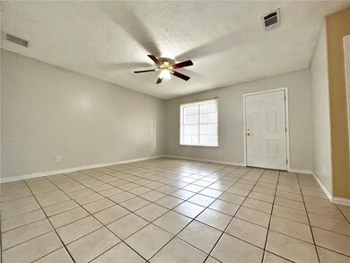 1209 Fairview Dr, Beeville, TX 78102 - photo 4