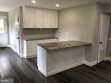 2247 Windsor Cir, Broomall, PA 19008 - photo 7