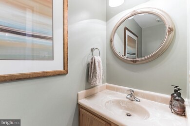 15620 Elsmere Ct, Bowie, MD 20716 - photo 5