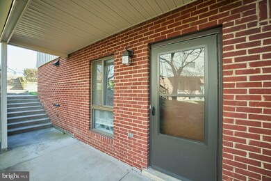 2133 Old Landing Way, Woodbridge, VA 22191 - photo 3