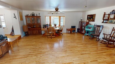23-elm-ln-12202022_144634