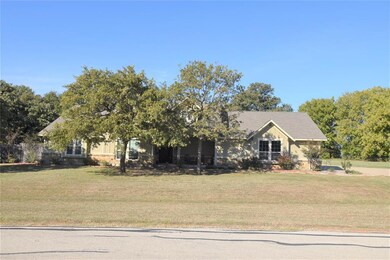 715 Clear Water Ct, Corsicana, TX 75109 - photo 2