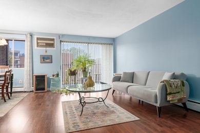 64 Main St unit 41B, Stoneham, MA 02180 - photo 4