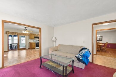 70 North St, Bellingham, MA 02019 - photo 4