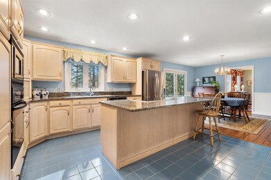 9 Melody Ln, Amherst, NH 03031 - photo 4