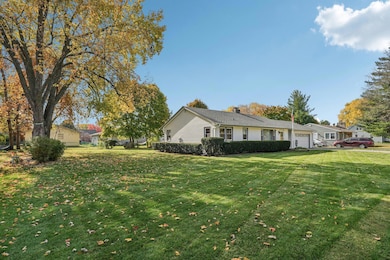 Large side and rear yard