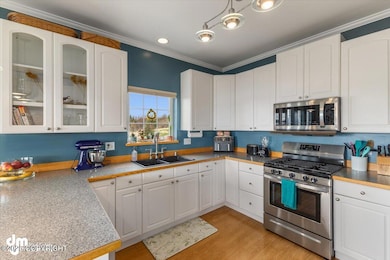 13-Kitchen_HFL_13A7778