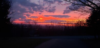 80 Bellview Rd, Troy, NY 12180 - photo 3