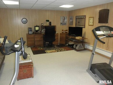 5307 N Rothmere Dr, Peoria, IL 61615 - photo 5