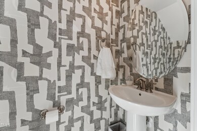 1238 Coach Station Aly unit 101, Raleigh, NC 27601 - photo 7