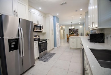 1140 NE 204th St, Miami, FL 33179 - photo 6