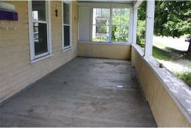 11 Depot St, Turners Falls, MA 01376 - photo 5