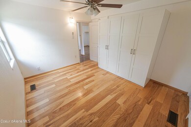 306 Third (5 of 16)