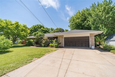 3522 Mendon Rd, Cumberland, RI 02864 - photo 2