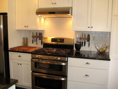 95 Bartemus Trail unit U484, Nashua, NH 03063 - photo 3